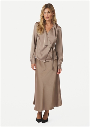 Caprina heavy sateen bluse Dark Taupe Neo Noir